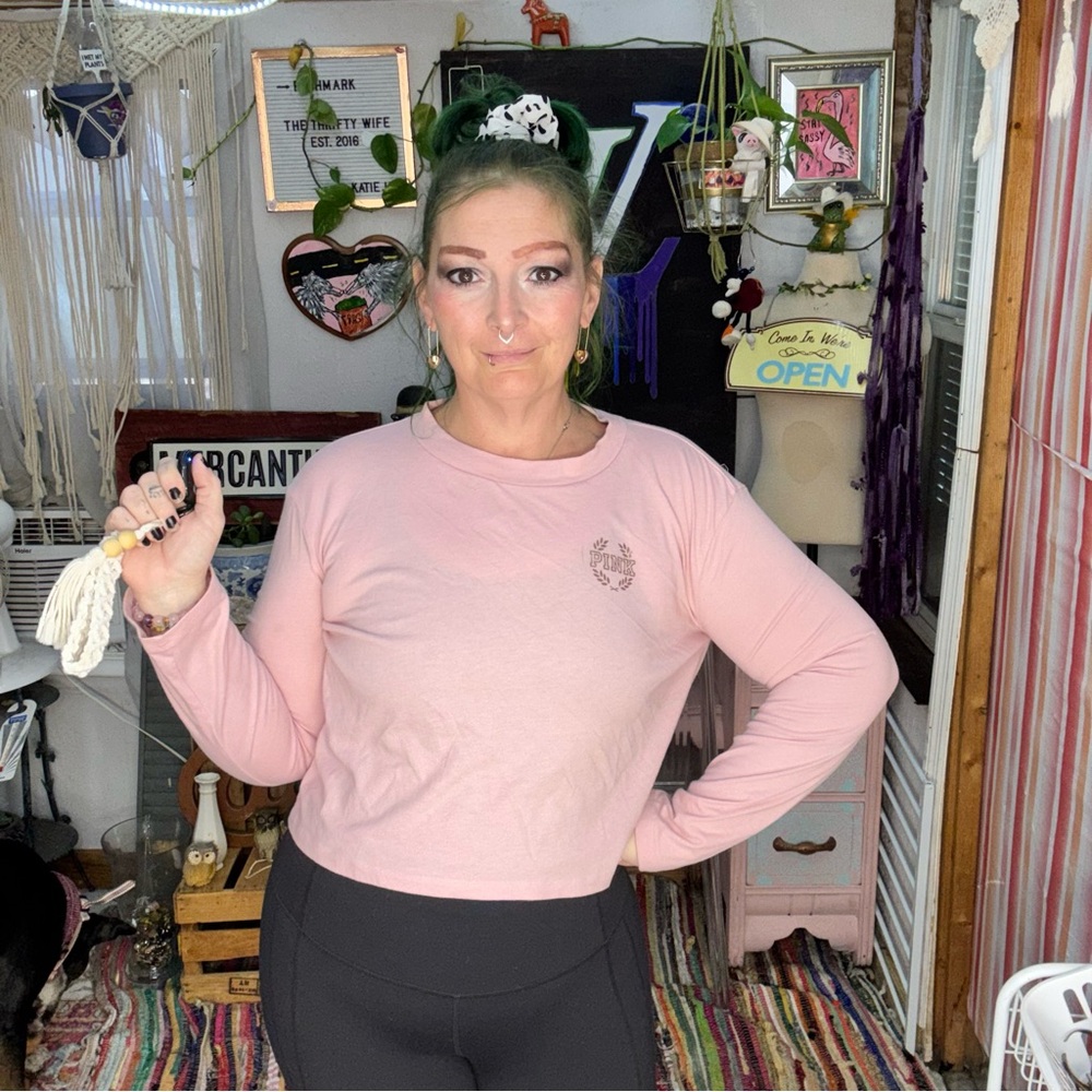 Victoria's Secret Y2K cropped Blush Pink Long Sleeve Tee Size Small